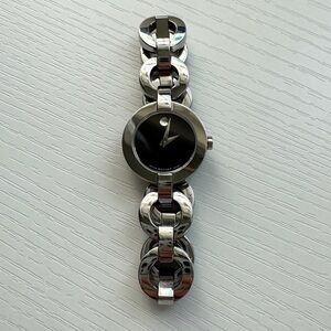 Movado Bella Moda Silver Toned Stainless Steel Ladies Watch Circle Links Swiss